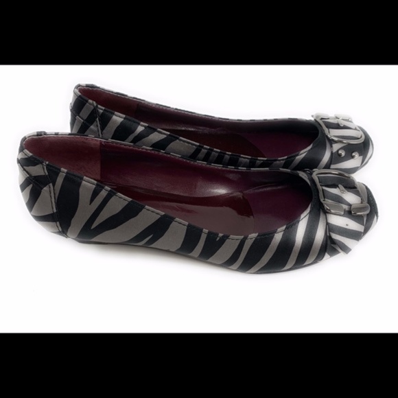 Jessica Simpson Shoes - 4/$25 Jessica Simpson Animal Print Wedge 8.5